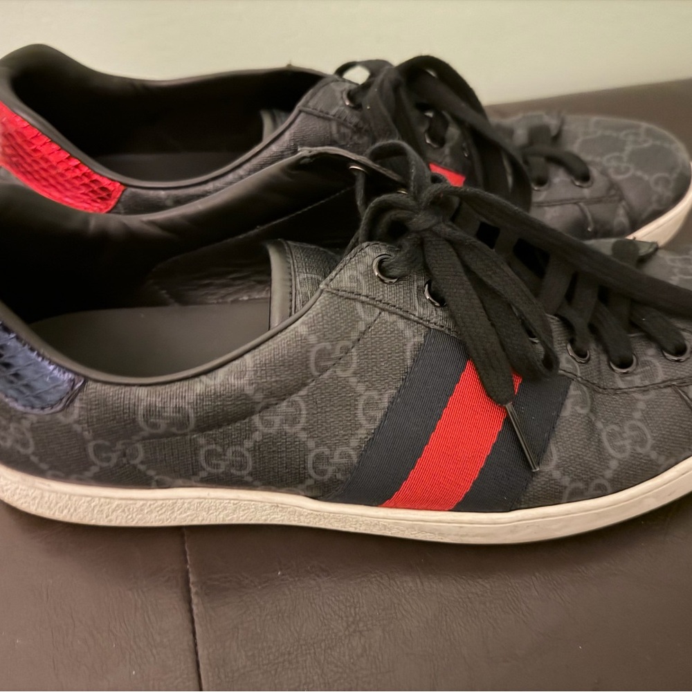 Gucci Men's Black Sneakers with Red and Blue Accents